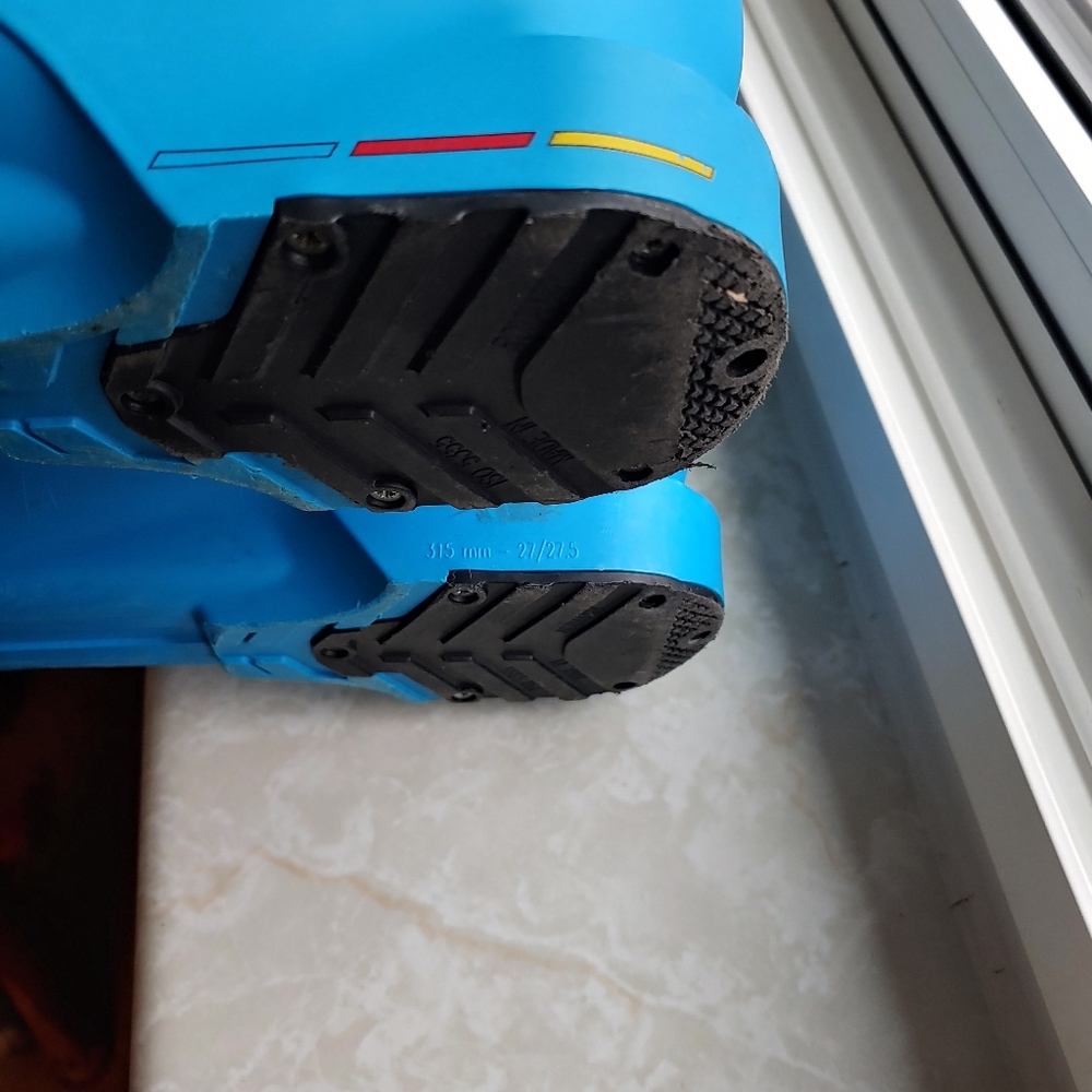 Salomon X-Max 120 Ski Boots - Black and Blue - Picture 4 of 10